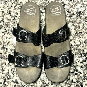 Dansko Black Platform Sandal Adjustable Size 40